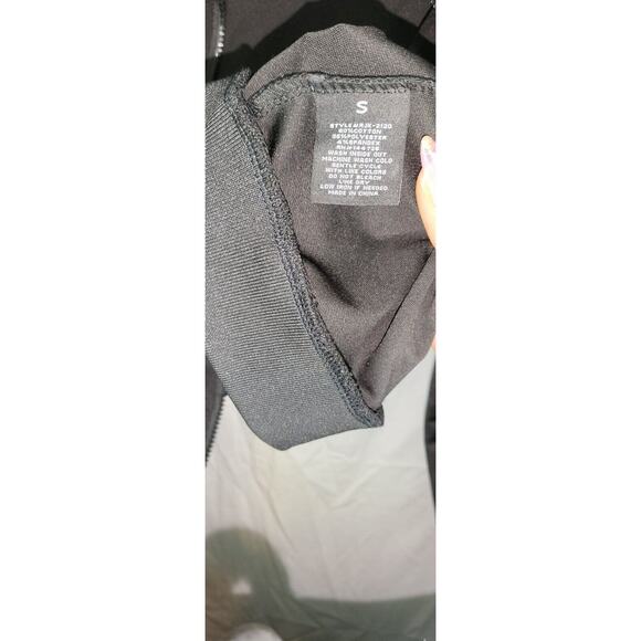 American Brazi Black Varsity Sport Zip Crop Jacket Women’s Size Small - Picture 6 of 7